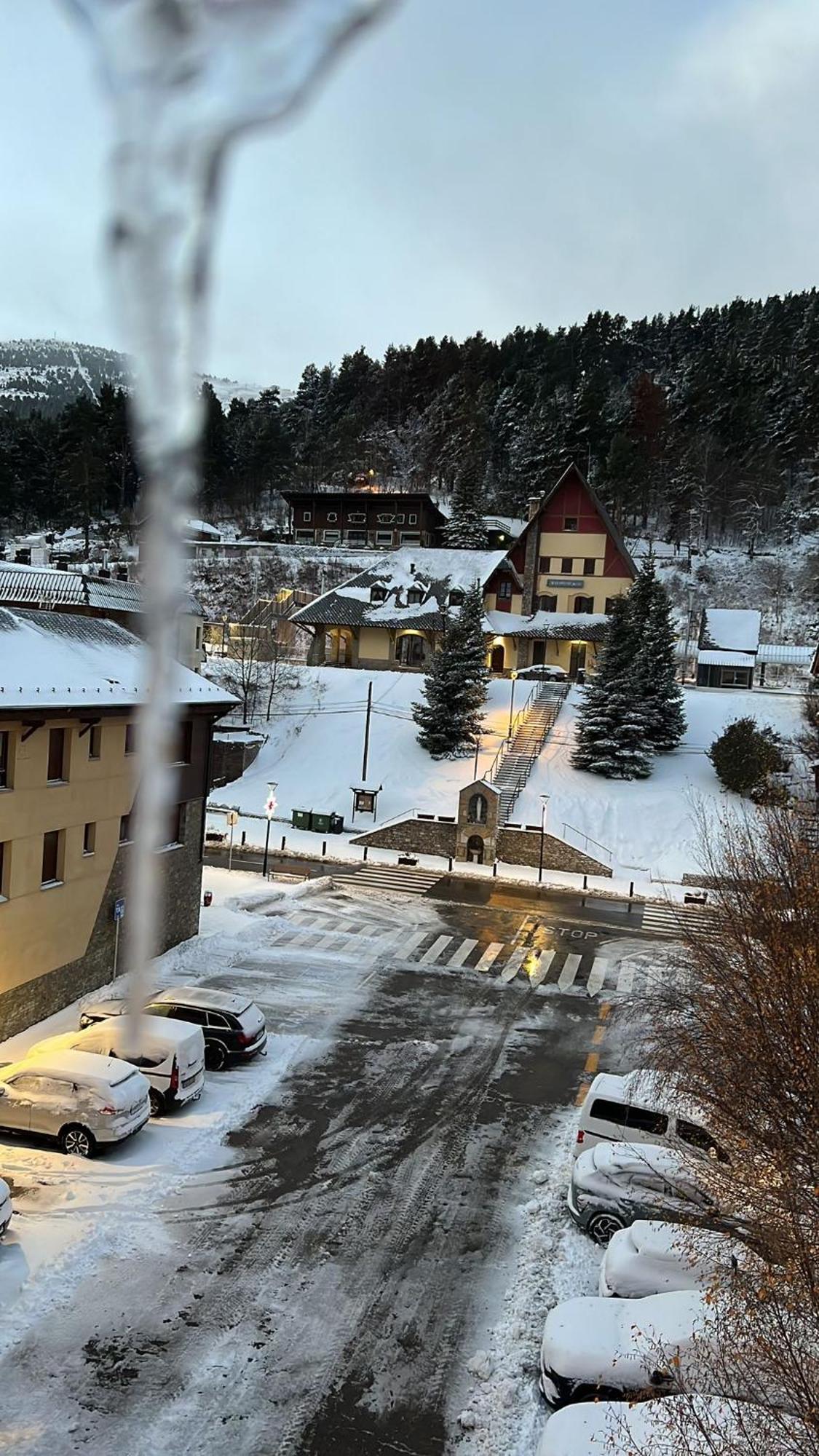 Duplex La Molina A 5 Minutos De Las Pistas De Esqui מראה חיצוני תמונה